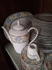 servizio piatti porcellana