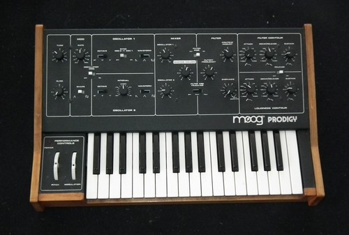 Moog prodigy vintage - moog,