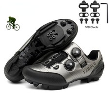 Scarpe da ciclismo su strada