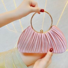 Pochette rosa plissettata raso