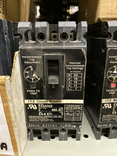 Interruttore automatico