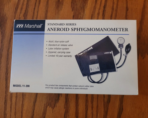Sfigmomanometro aneroide