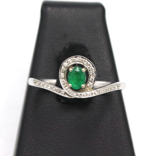 Anello con smeraldo - , e
