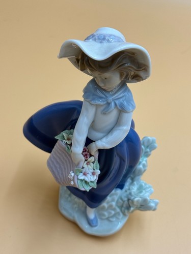 Lladro pretty pickings - lladro, pickings"
