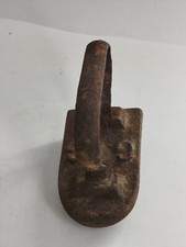 Raro e antico ferro a barca per stiratura cappelli misure 11 x 10 x 5,5 cm