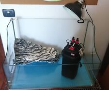 tartarughiera in vetro con isolotto e vano filtro. Con filtro PRATIKO e lampada 