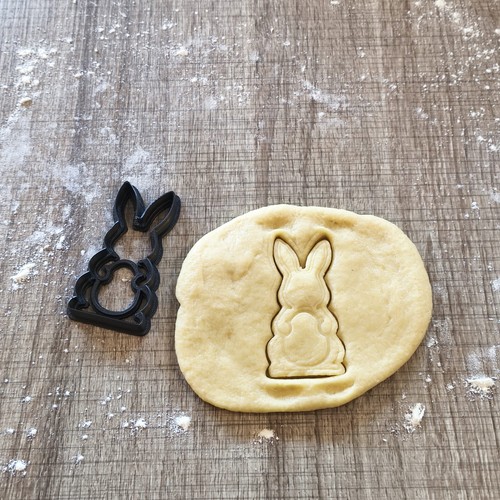 Coniglietto con uovo pasqua - di,