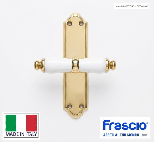 Cremonese con fori - cremonese, in