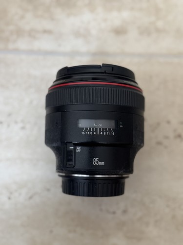 Canon 85mm 2 - ii, l