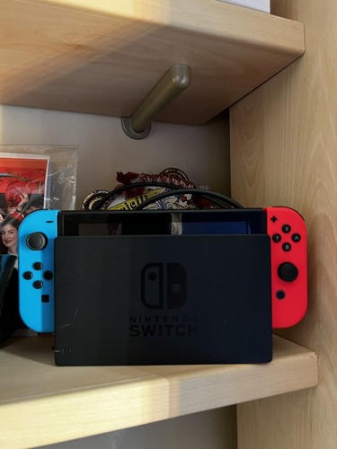 Nintendo switch 32gb console - nintendo,