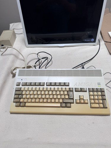 Computer commodore amiga a1200 - computer,