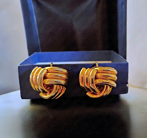 Trifari love knot - trifari,