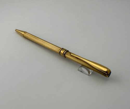 Penna sfera aurora - a, magellano