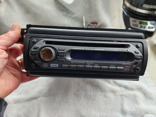 Sony model number - model, number-cdx-gt200