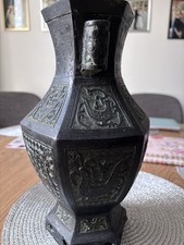 Vaso bronzo stile arcaico