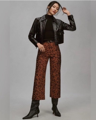 Pantaloni cropped