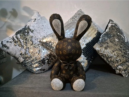 Bunny lewis monogram - lewis,
