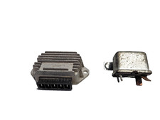 REGOLATORE DI TENSIONE STABILIZZATORE 5 PIN RELE' AVVIAMENTO PER PIAGGIO APE 50