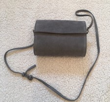 Mango borsa tracolla, A Spalla