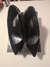 Decolte' donna in pelle vernice lucida nera punta tacco sottile 12 Cm Usate