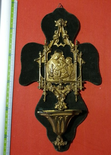 Acquasantiera bronzo - acquasantiera, su