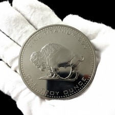 1 ONCIA LINGOTTO DI TITANIO