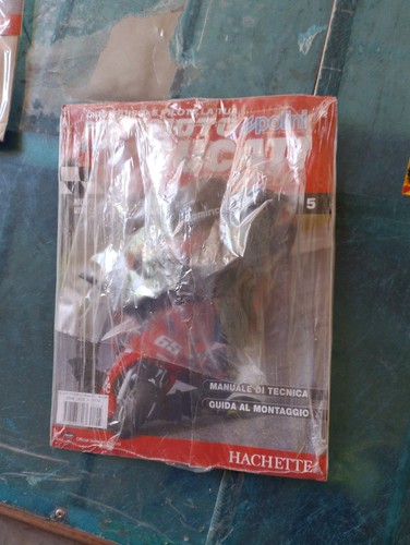 Costruisci pilota replica - e,