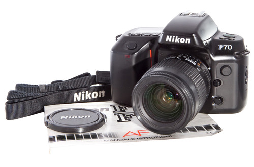 Nikon f70 28 80mm - +, af