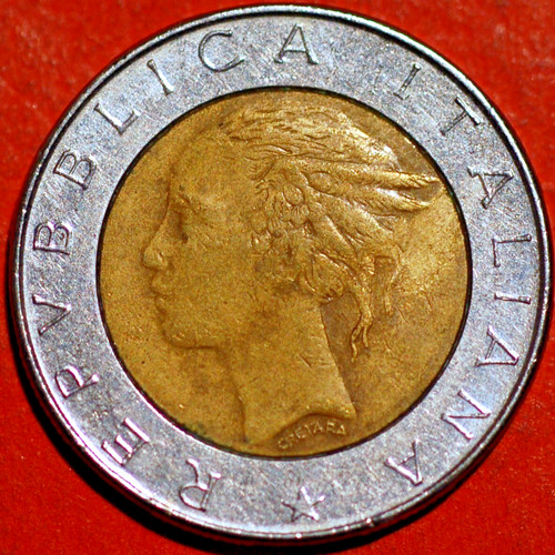 Italy 500 lire 1984 111 - 500,