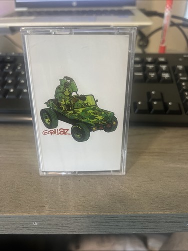 Gorillaz cassette self titled - gorillaz,