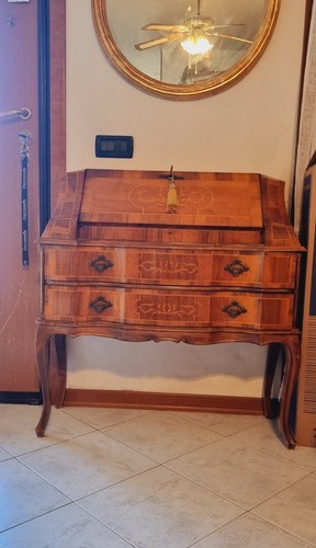 Mobiletto legno antico con