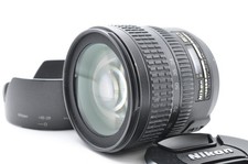 Eccellente + 5 obiettivi Nikon