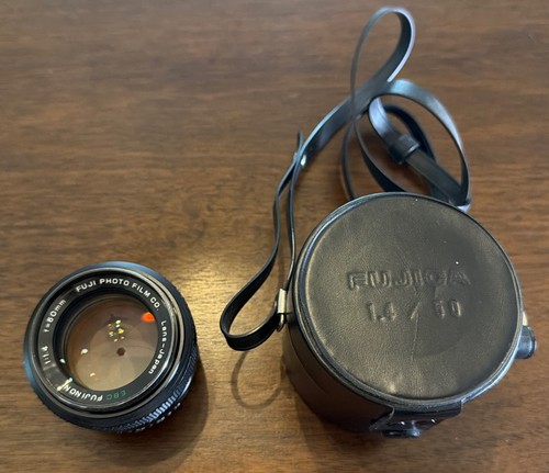 Obiettivo fotocamera reflex