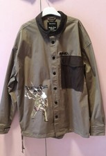 ATTACK ON TITAN Giacca Bershka