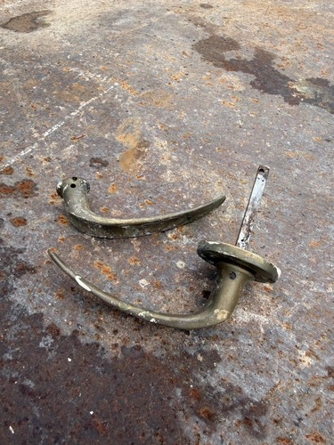 Maniglie antiche porte - maniglie,