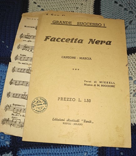 Spartito musicale faccetta - musicale,