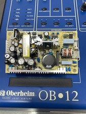 Alimentatore sintetizzatore