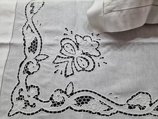 lenzuolo in puro lino bellora con ricamo a mano Intaglio nodo d'amore