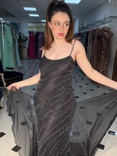 Abito lungo nero elegante con
