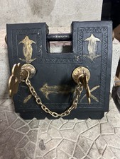 Antico lucchetto grandi dimensioni