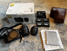 Kit fotocamera Nikon V1 con 2