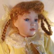 Bambola di porcellana