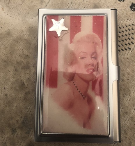 Retro marilyn monroe - marilyn,