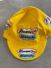 Cappellino Mercatone Uno