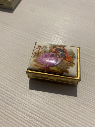 Scatolina porta pillole antica