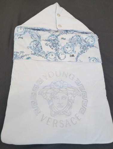 Nwt new young versace baby - nwt,