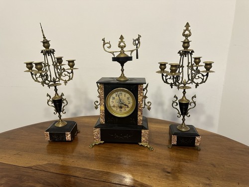 Trittico con orologio - orologio, e