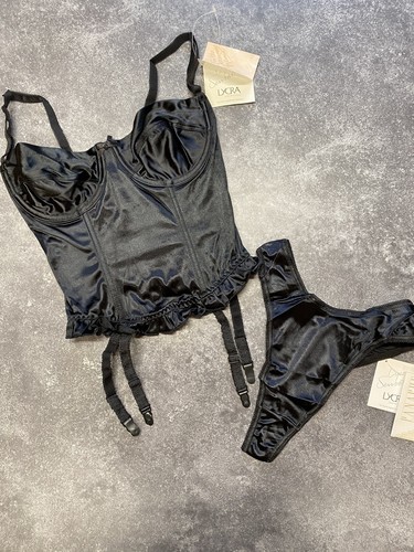 Nuovissimo set basco - , e