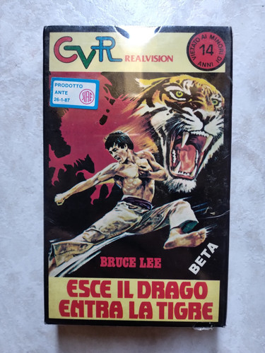 Esce drago entra tigre - la,