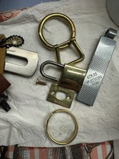 Fibbia Vuitton Gucci Ferragamo